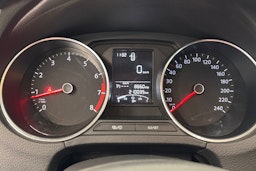 sininen Volkswagen Polo 2015 kuva 11.