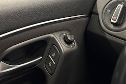 sininen Volkswagen Polo 2015 kuva 12.