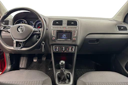 Punainen Volkswagen POLO 2015 kuva 9.