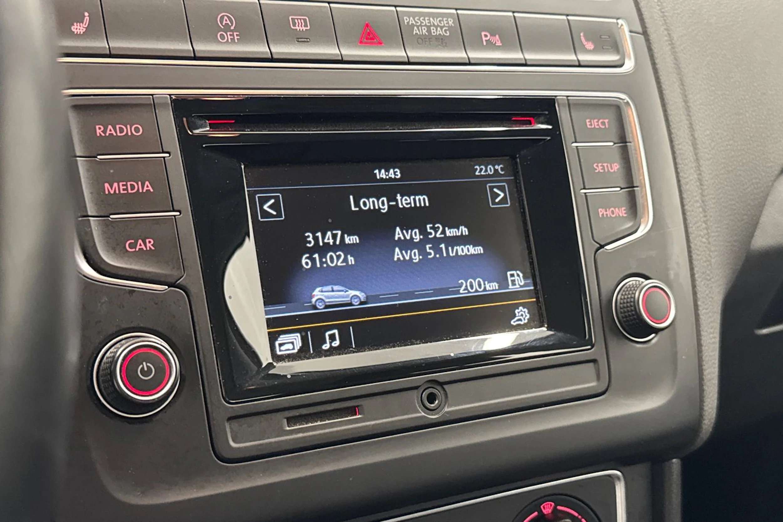 Punainen Volkswagen POLO 2015 kuva 20.