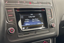 Punainen Volkswagen POLO 2015 kuva 20.