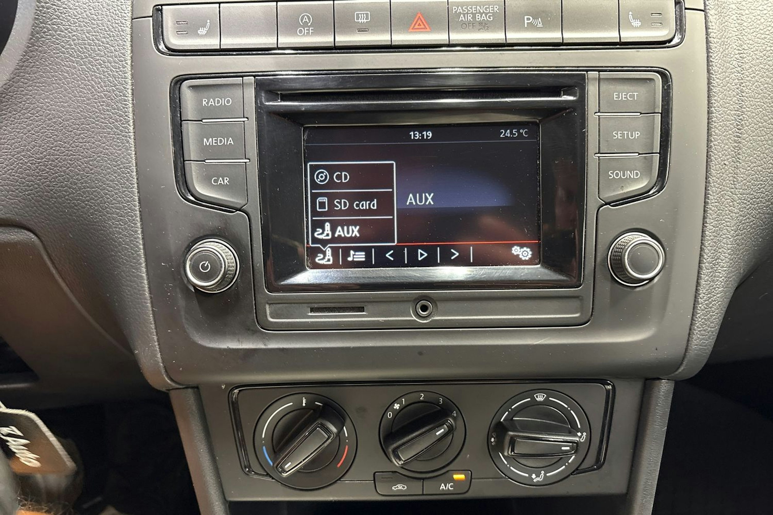 hopea Volkswagen Polo 2015 kuva 16.