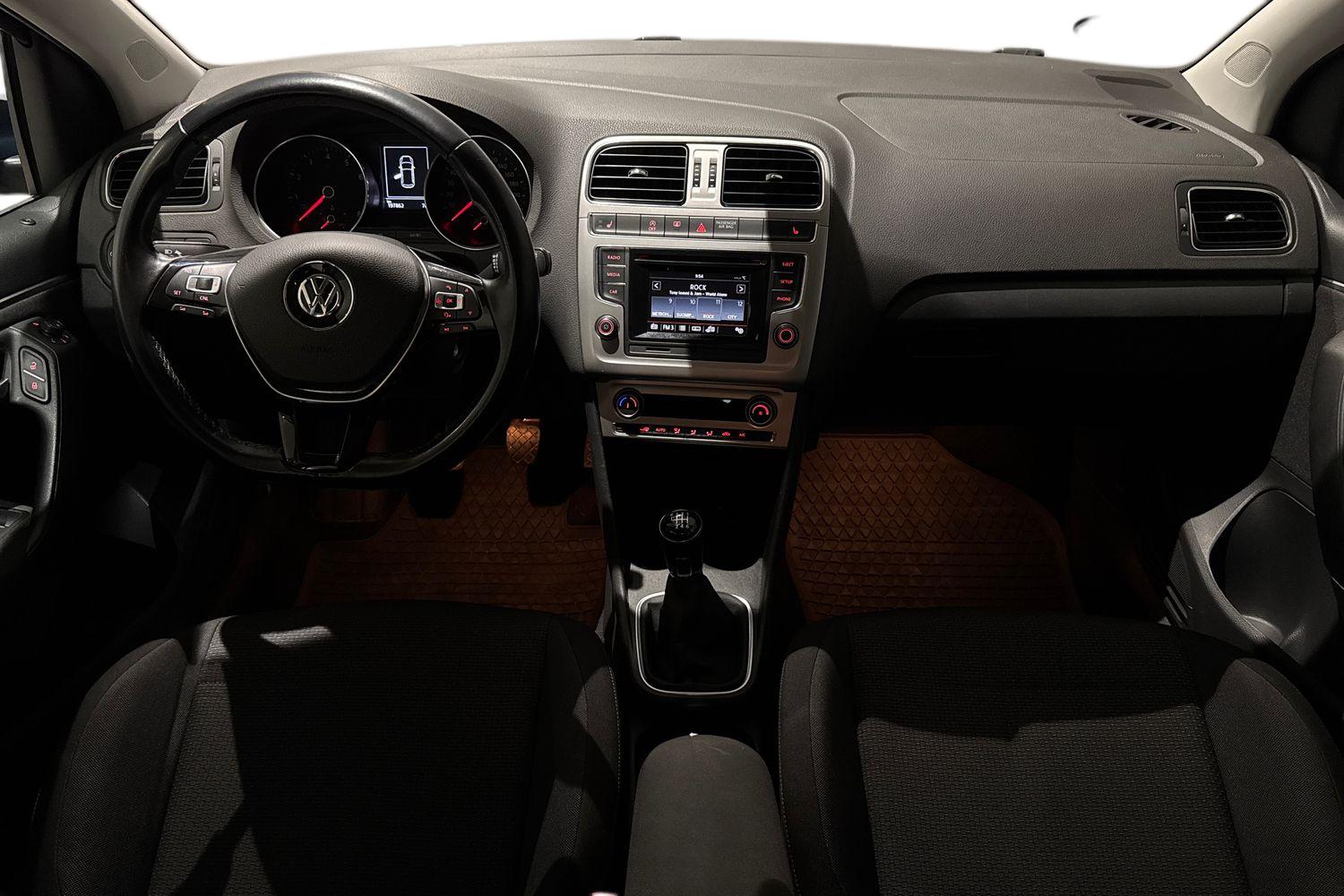 Volkswagen Polo 2015, kuva 7/18