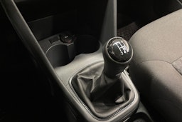 Punainen Volkswagen POLO 2015 kuva 18.