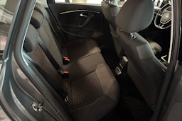 harmaa Volkswagen Polo 2015 kuva 15.
