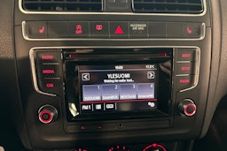 harmaa Volkswagen Polo 2015 kuva 20.