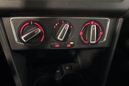 harmaa Volkswagen Polo 2015 kuva 21.