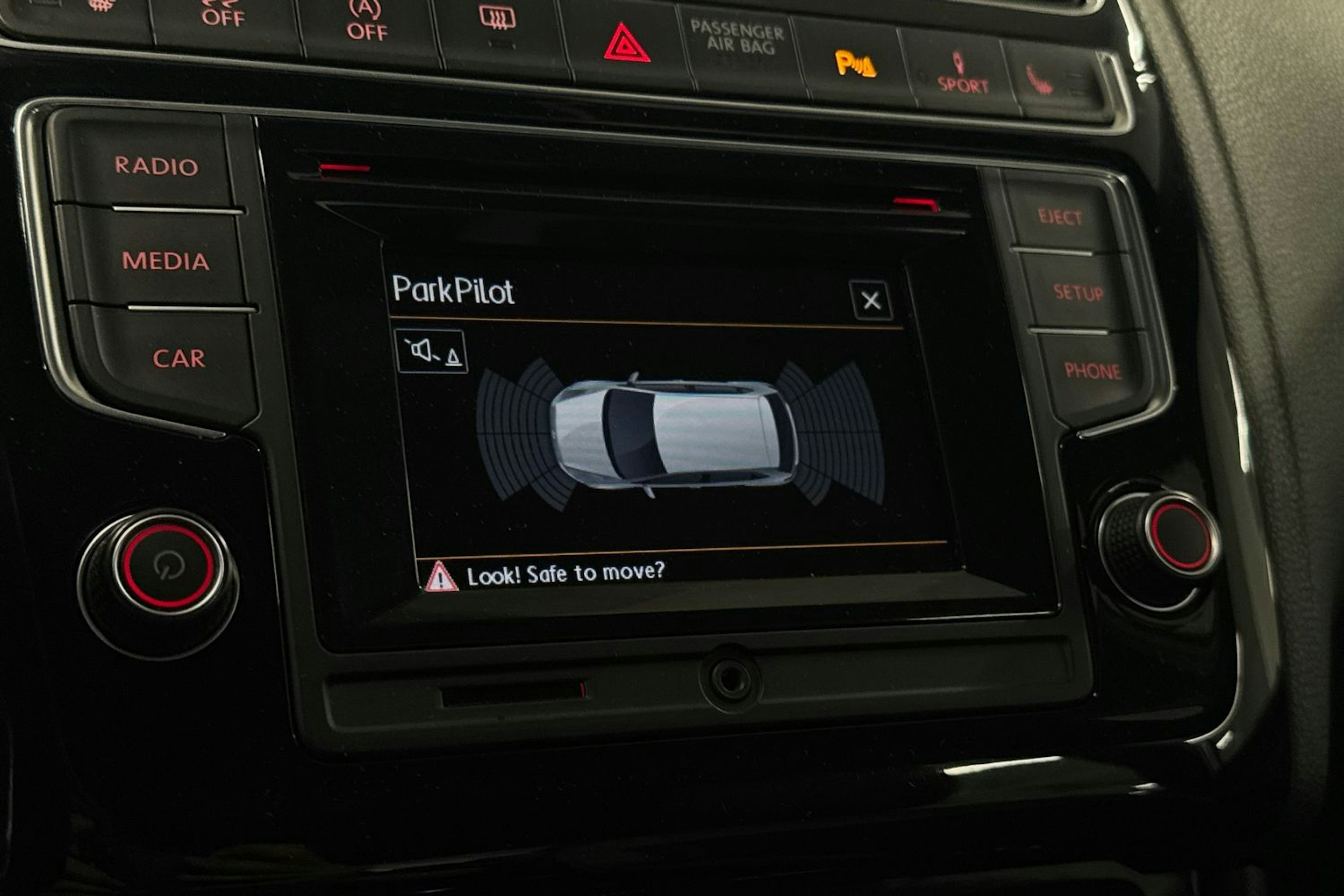 valkoinen Volkswagen Polo 2015 kuva 26.
