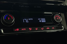 valkoinen Volkswagen Polo 2015 kuva 27.