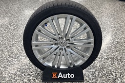 valkoinen Volkswagen Polo 2015 kuva 34.