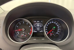 sininen Volkswagen Polo 2015 kuva 15.