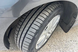 harmaa Volkswagen Polo 2016 kuva 13.