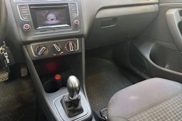 harmaa Volkswagen Polo 2016 kuva 20.