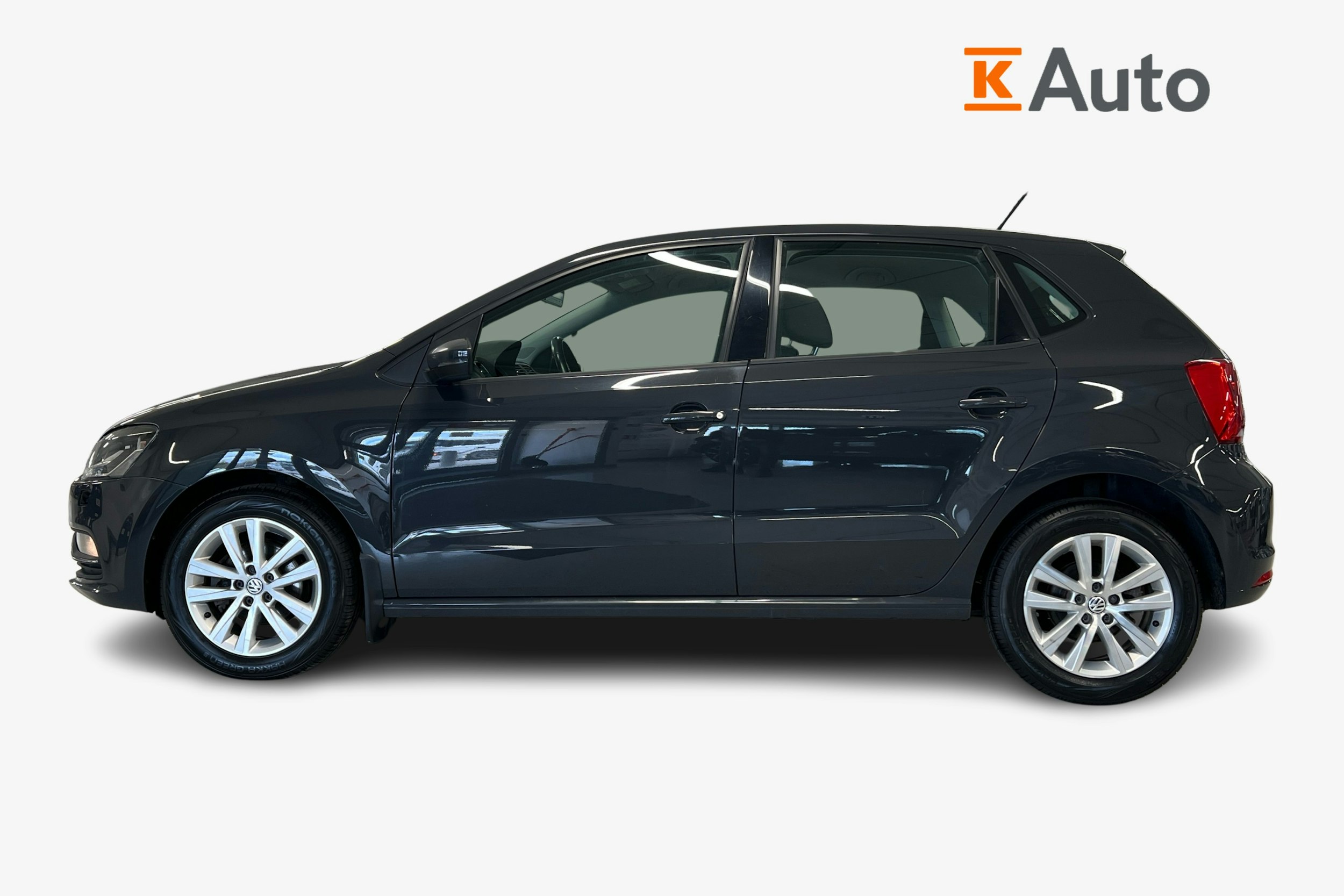 harmaa Volkswagen Polo 2015 kuva 5.