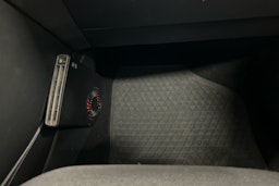 harmaa Volkswagen Polo 2015 kuva 18.