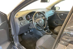 Harmaa Volkswagen POLO 2015 kuva 6.