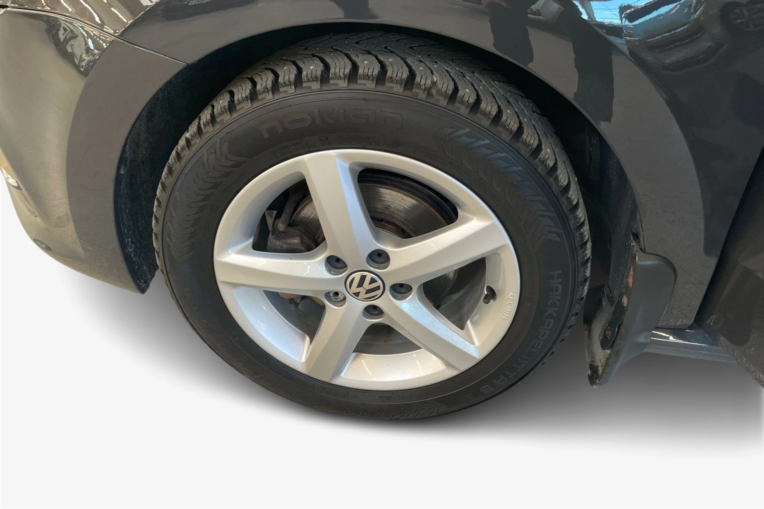 Harmaa Volkswagen POLO 2015 kuva 9.