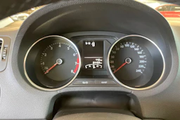 Harmaa Volkswagen POLO 2015 kuva 12.