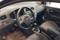 ruskea (beige) Volkswagen Polo 2015 kuva 3.