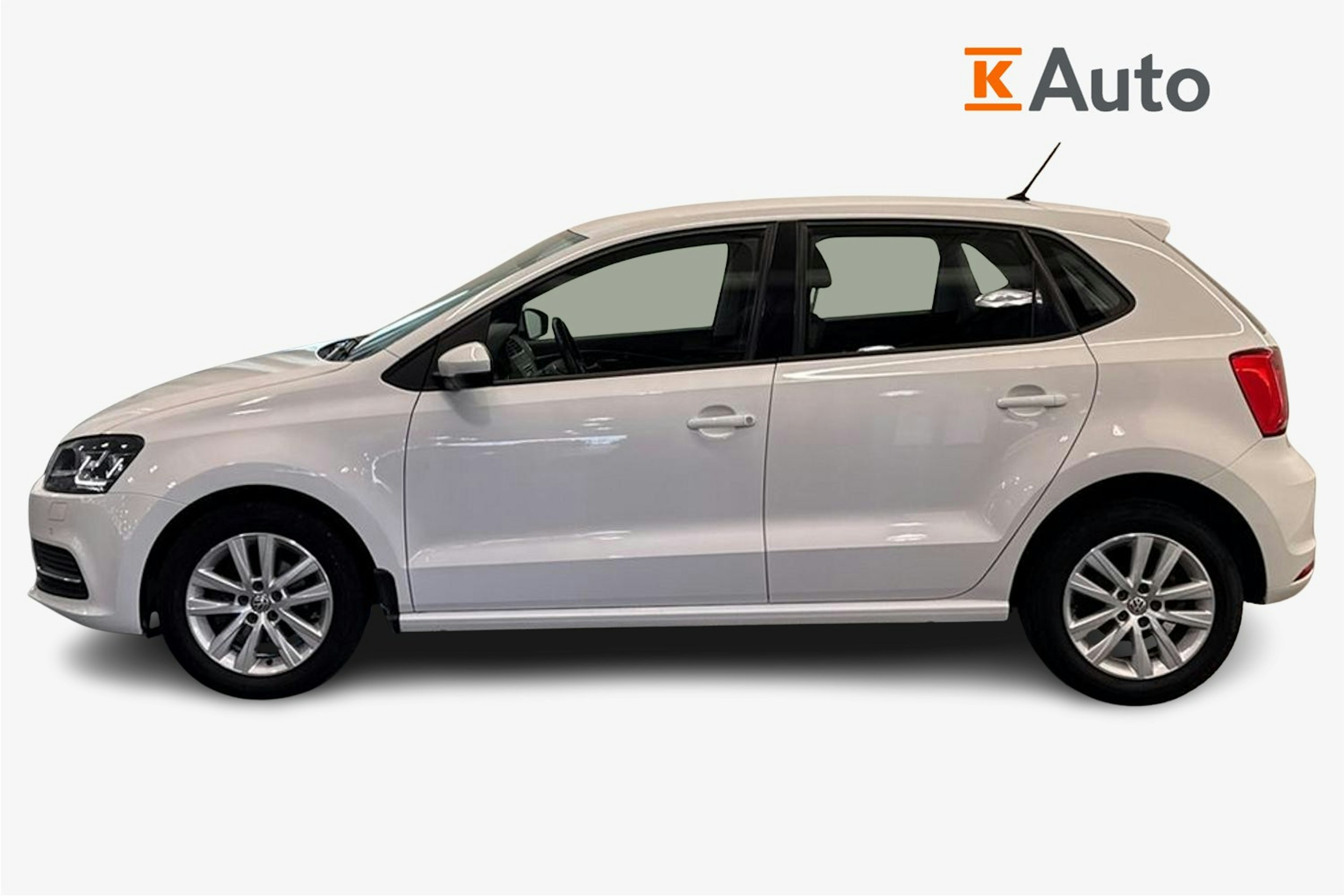 valkoinen Volkswagen Polo 2015 kuva 6.