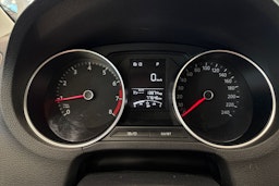 valkoinen Volkswagen Polo 2015 kuva 16.