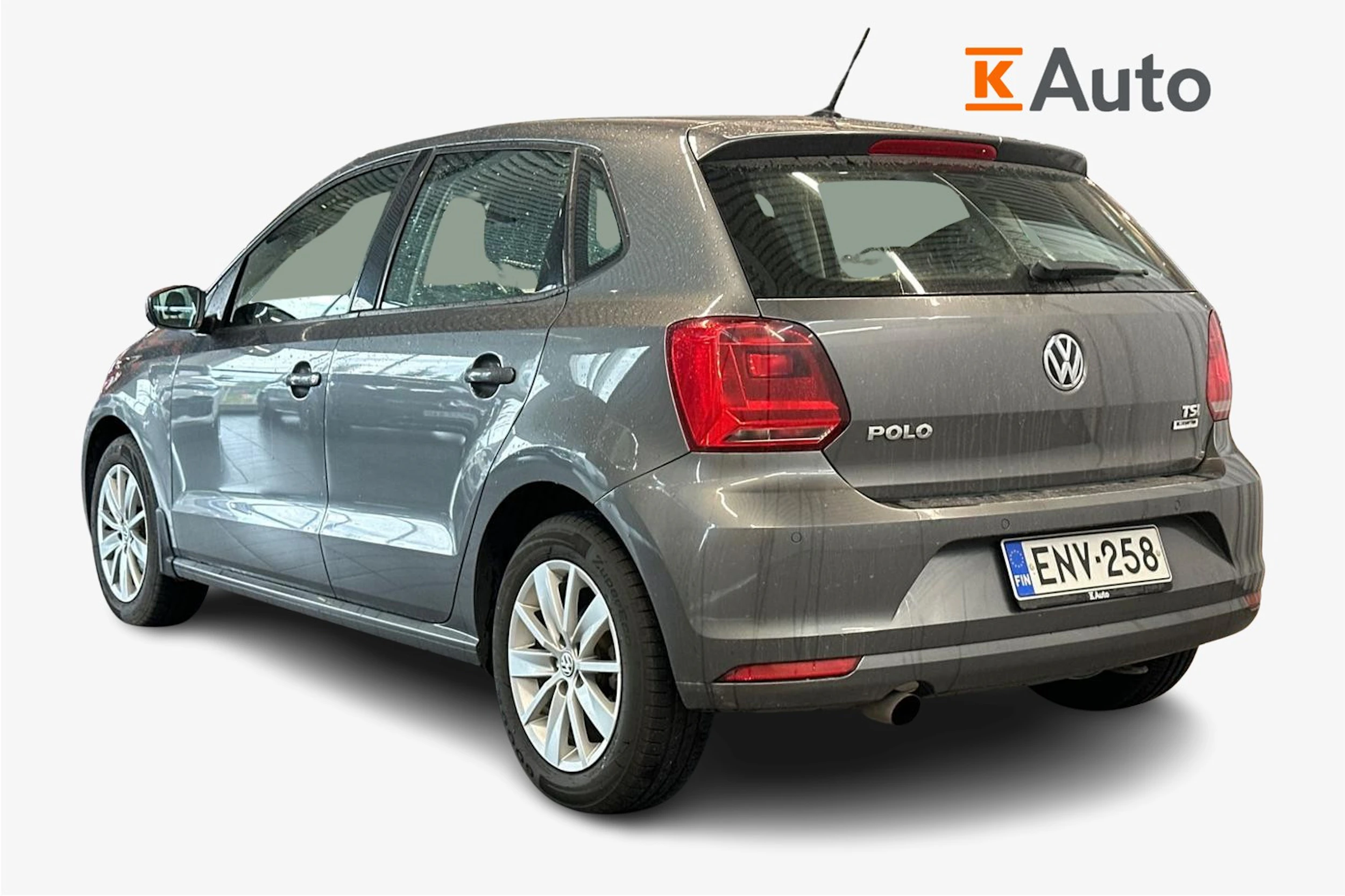 harmaa Volkswagen Polo 2016 kuva 2.
