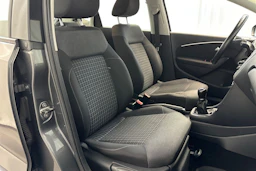 harmaa Volkswagen Polo 2016 kuva 11.