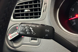 harmaa Volkswagen Polo 2016 kuva 16.