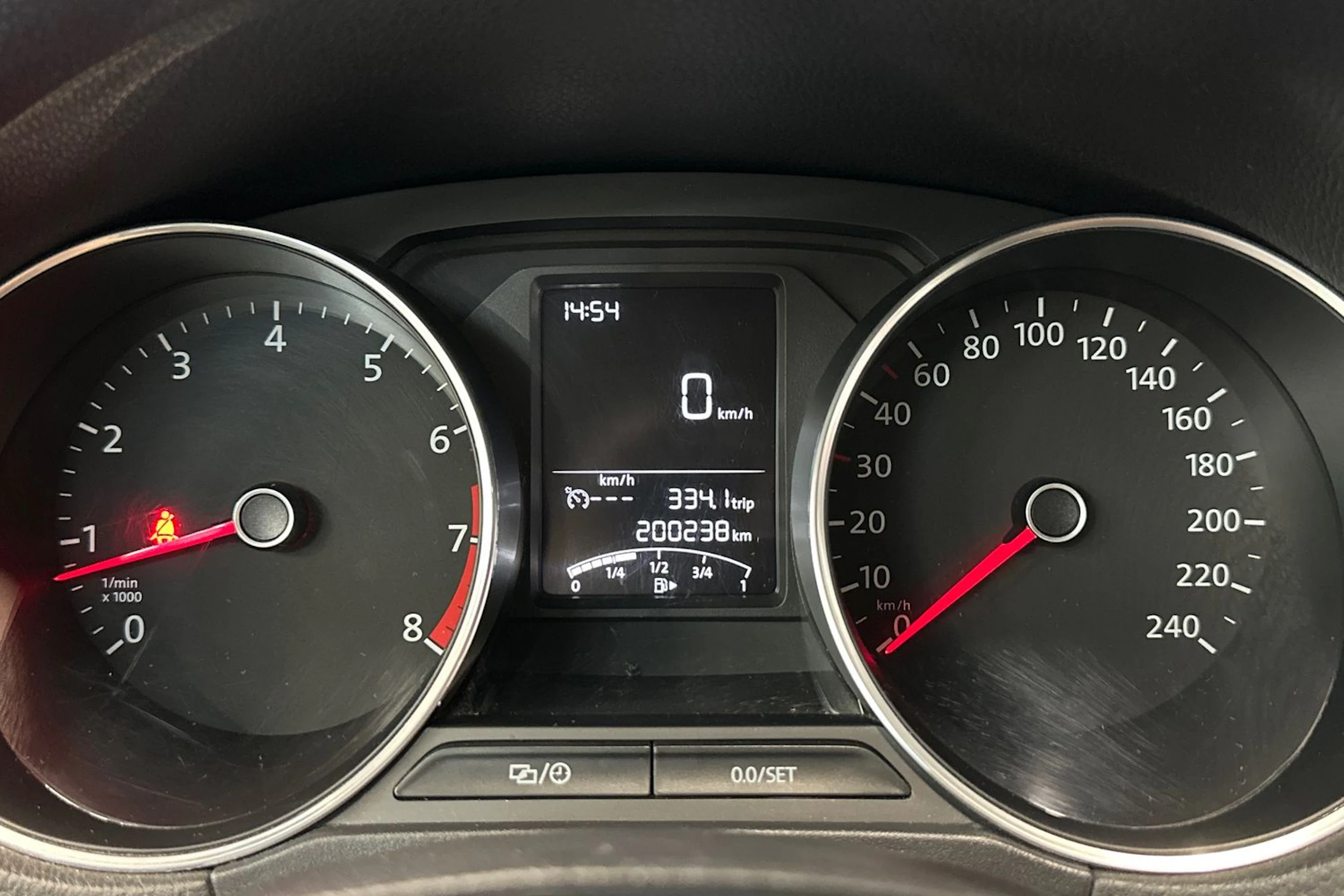 harmaa Volkswagen Polo 2016 kuva 17.