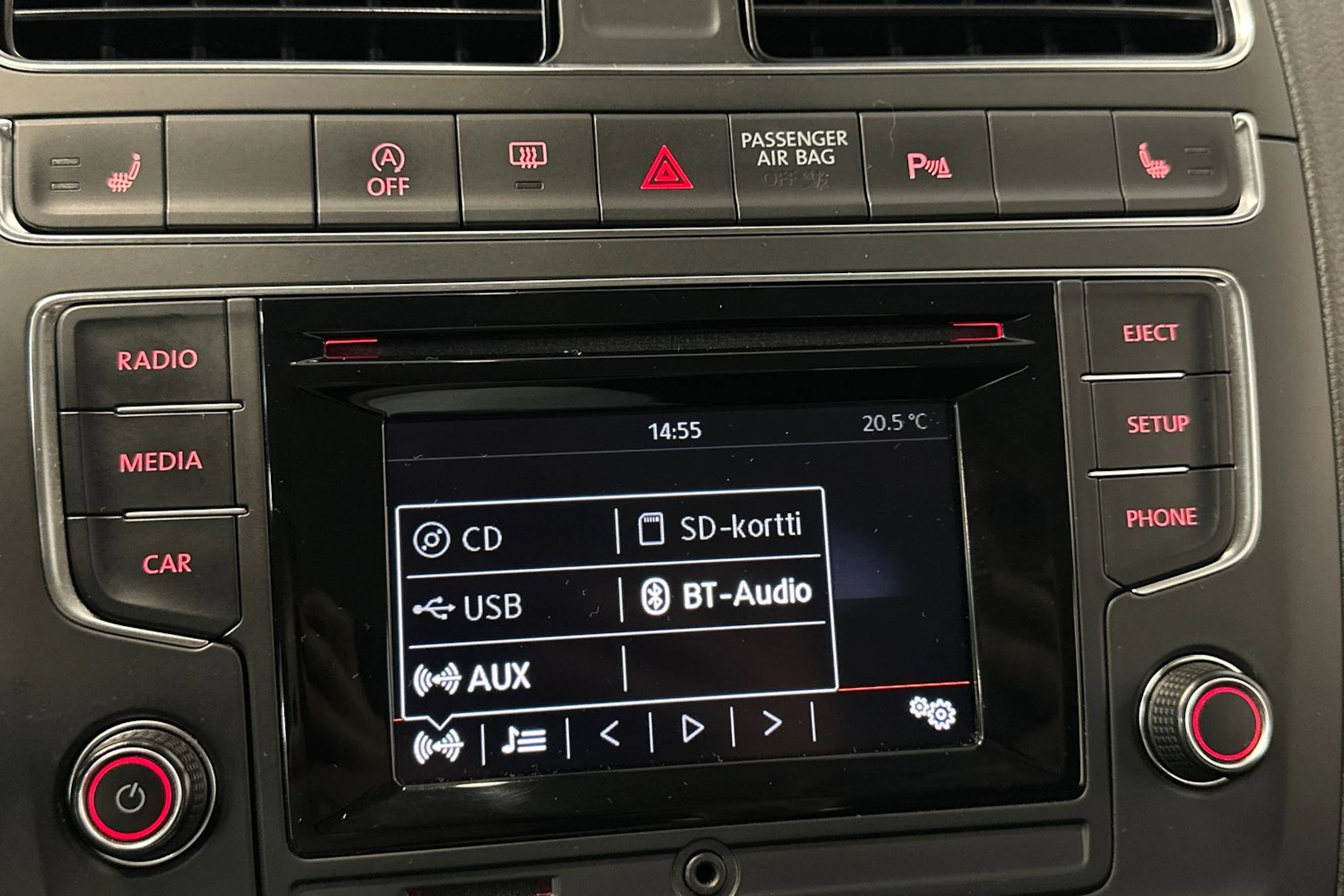 harmaa Volkswagen Polo 2016 kuva 19.