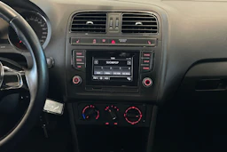 harmaa Volkswagen Polo 2016 kuva 15.