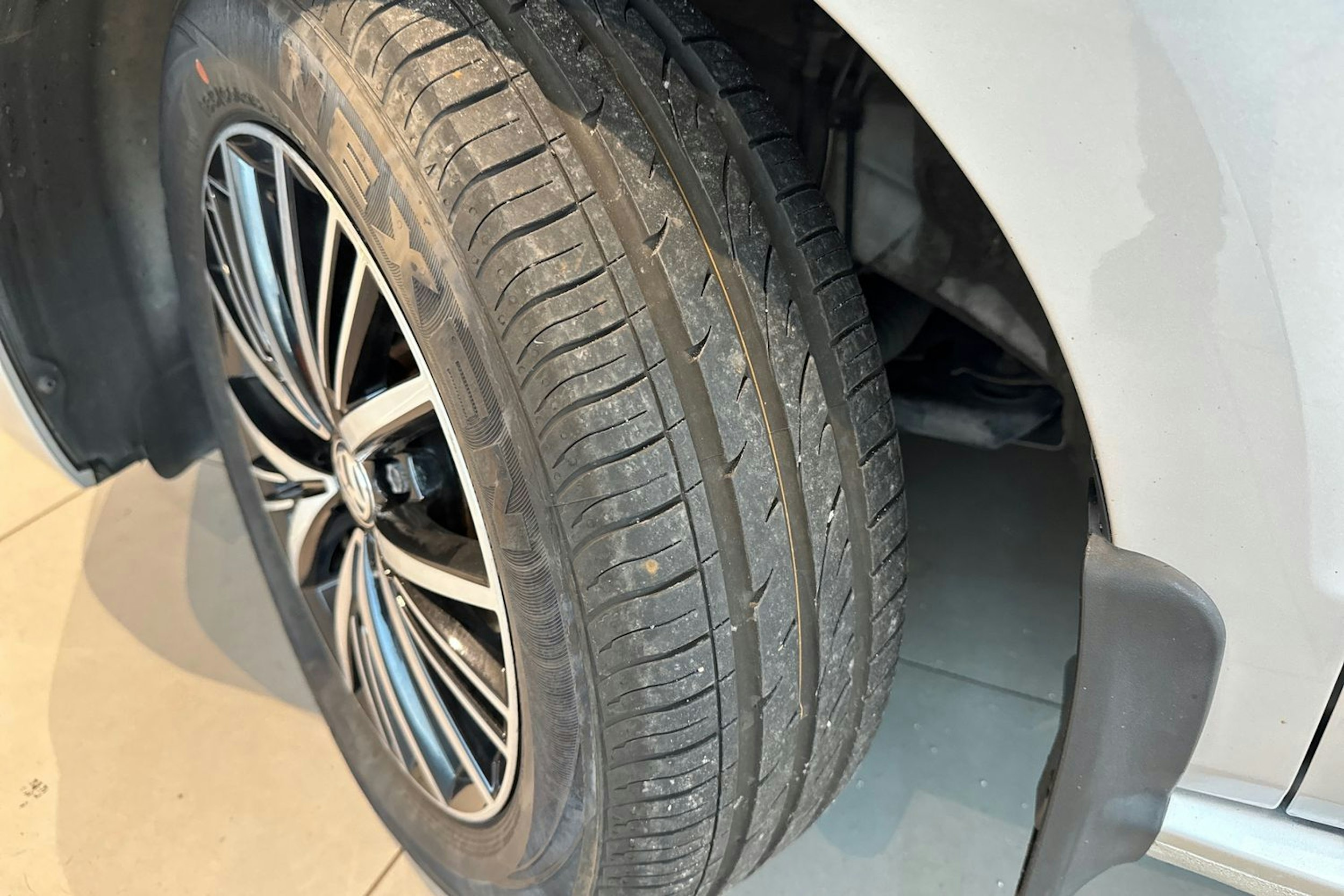 hopea Volkswagen Polo 2016 kuva 13.