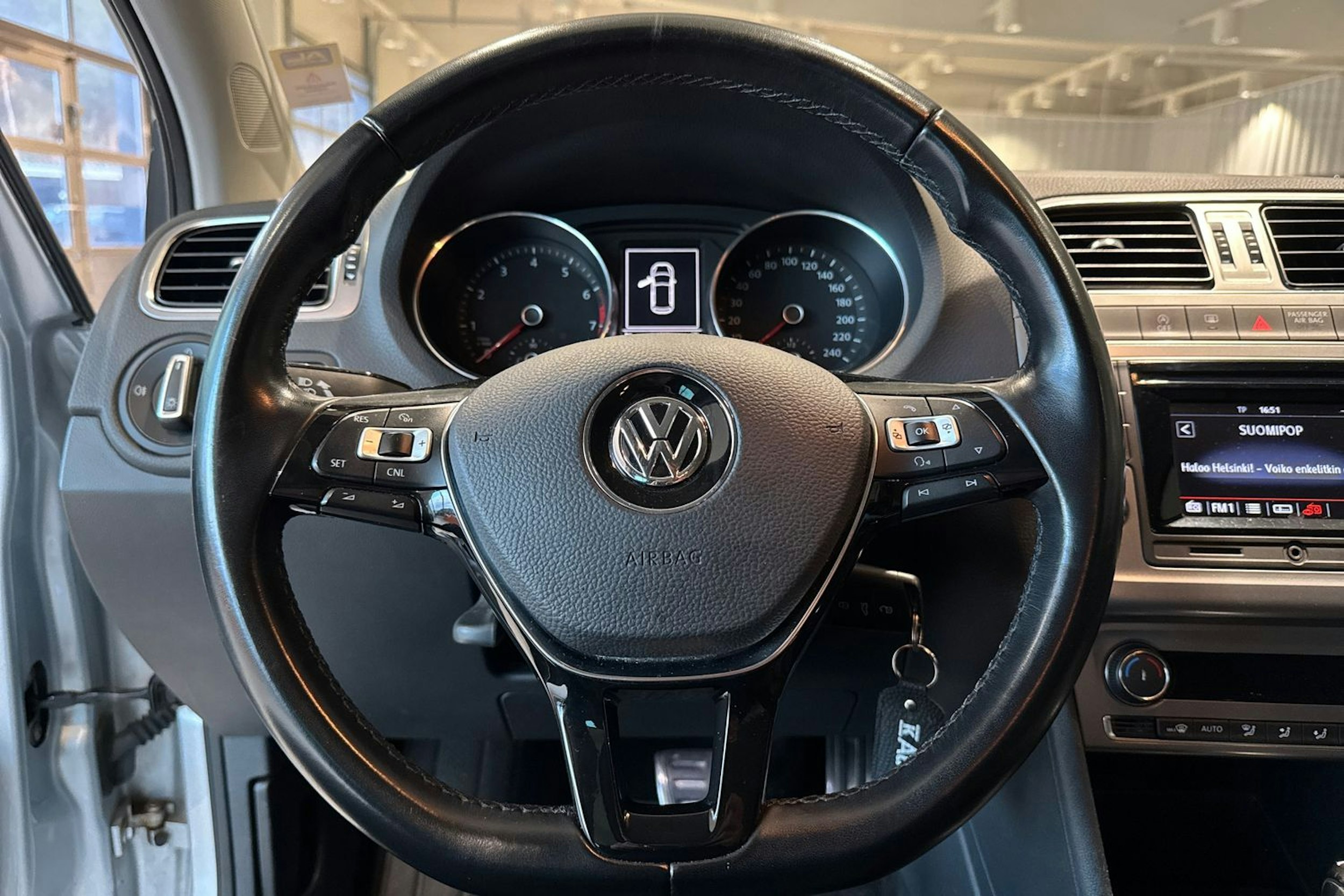 hopea Volkswagen Polo 2016 kuva 16.