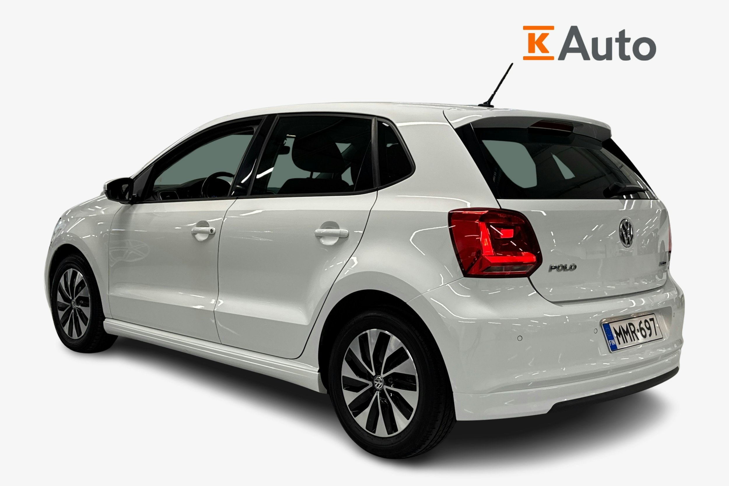 valkoinen Volkswagen Polo 2016 kuva 2.