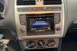 valkoinen Volkswagen Polo 2016 kuva 13.