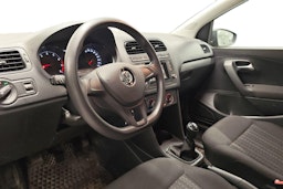 harmaa Volkswagen Polo 2016 kuva 3.