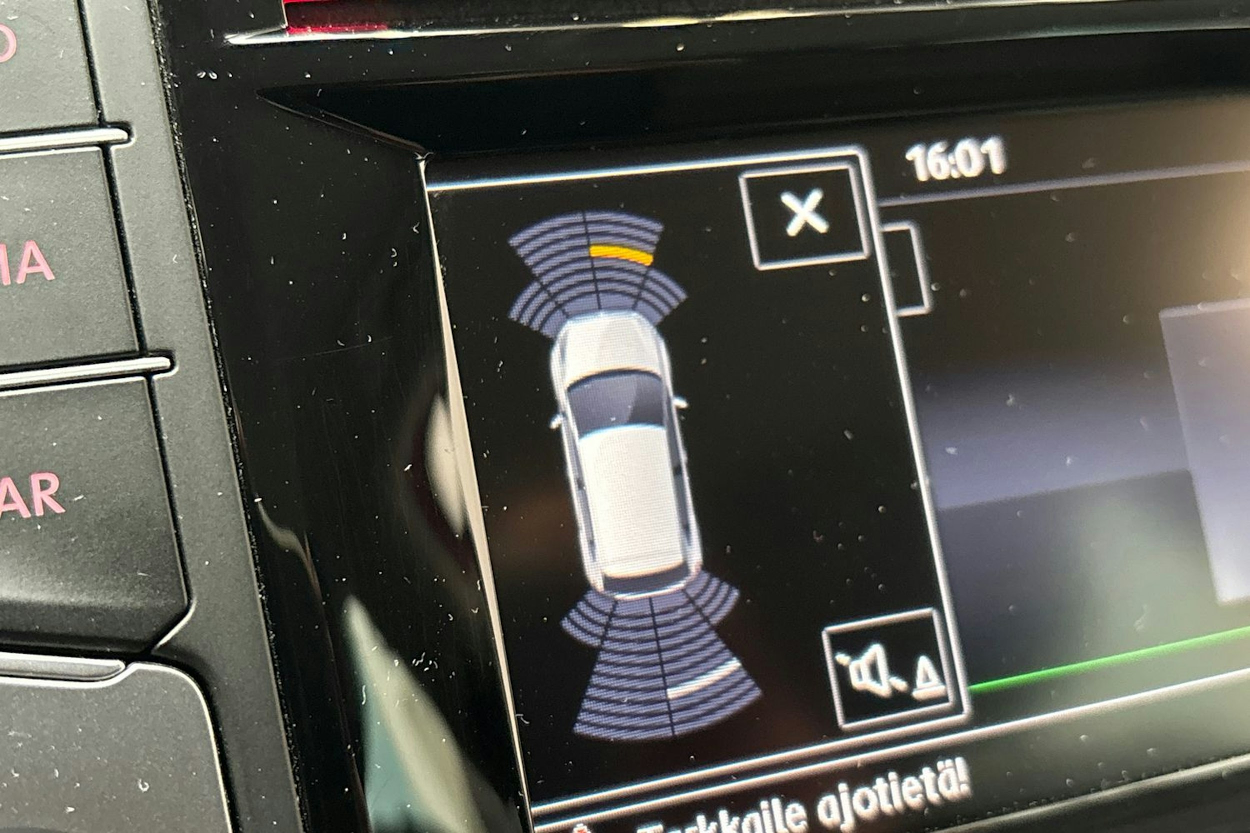 Punainen Volkswagen POLO 2016 kuva 20.
