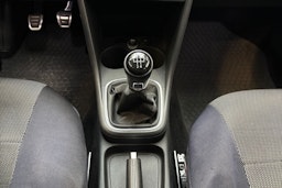 Punainen Volkswagen POLO 2016 kuva 23.