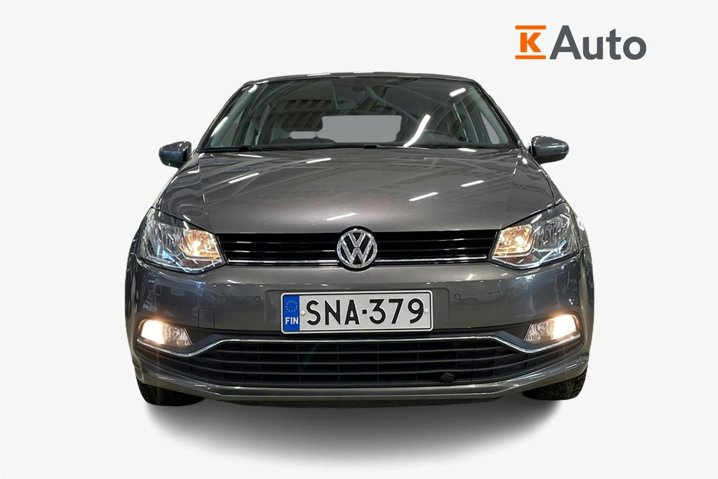 harmaa Volkswagen Polo 2016 kuva 4.