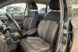 harmaa Volkswagen Polo 2016 kuva 11.