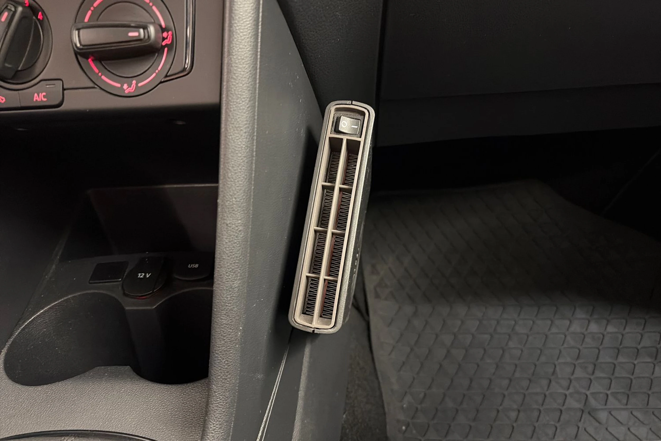 met. harmaa Volkswagen Polo 2016 kuva 17.