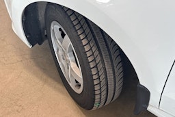 valkoinen Volkswagen Polo 2016 kuva 13.