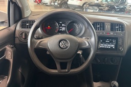 valkoinen Volkswagen Polo 2016 kuva 14.