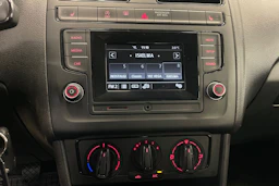 Harmaa Volkswagen POLO 2017 kuva 16.