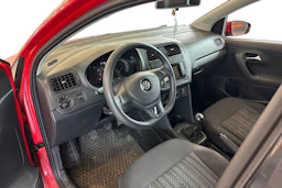 Punainen Volkswagen POLO 2017 kuva 3.