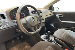 sininen Volkswagen Polo 2017 kuva 3.