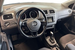 harmaa Volkswagen Polo 2017 kuva 3.