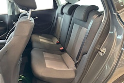 harmaa Volkswagen Polo 2017 kuva 10.