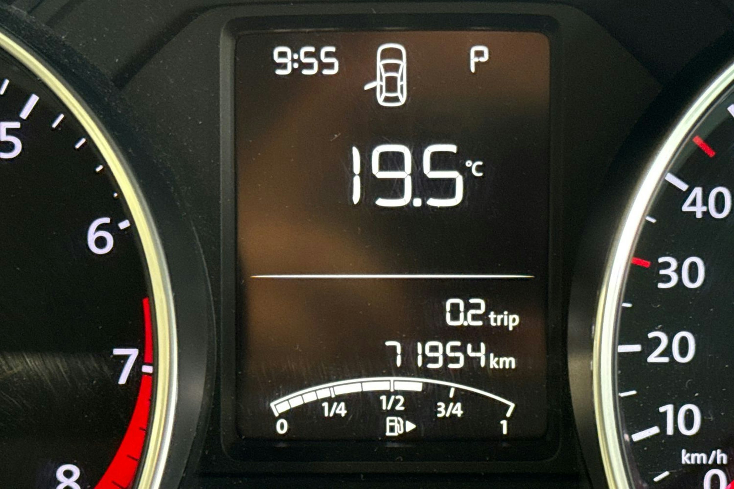 harmaa Volkswagen Polo 2017 kuva 16.