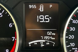 harmaa Volkswagen Polo 2017 kuva 16.